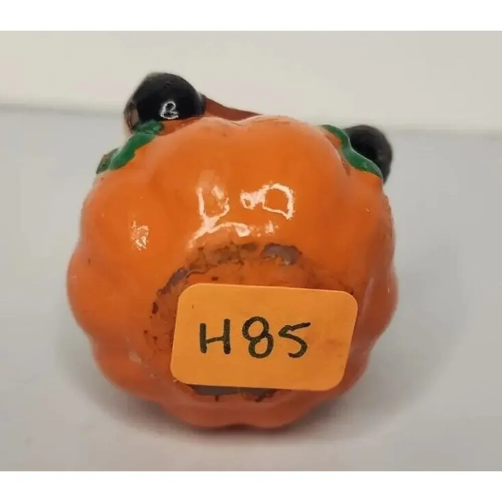 Vintage Thaksgiving Pumpkin Pilgrim Girl Candle 2.5